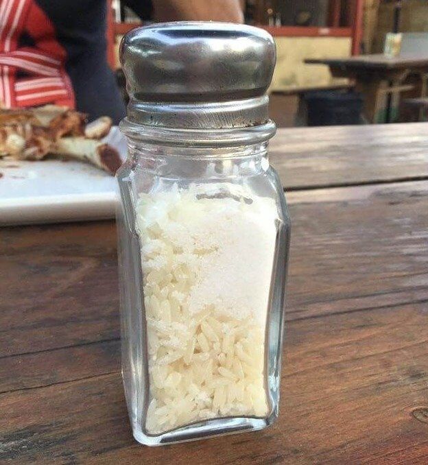 Rice: The Secret Weapon Against Humidity