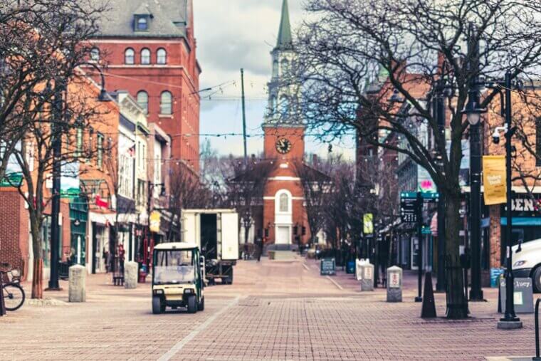 48. Vermont - Median Household Income: $85,190 / GDP per Capita: $54,400