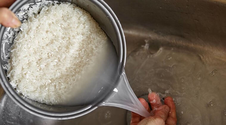 A Low-Cost Moisturizing Trick