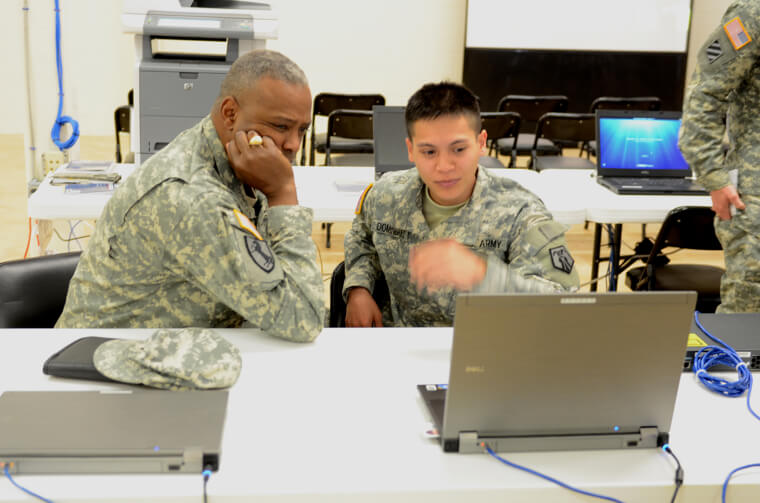 Human Resource Managers Earn $84,121